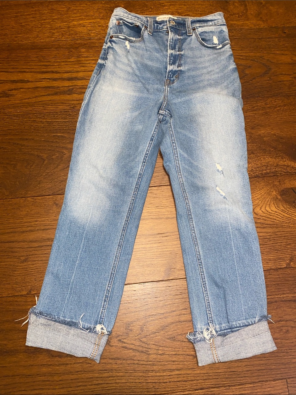 Abercrombie & Fitch Ultra high rise ankle jeans